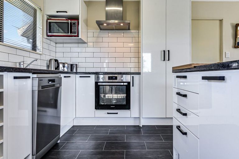 Photo of property in 27 Rutland Street, Fairview Downs, Hamilton, 3214