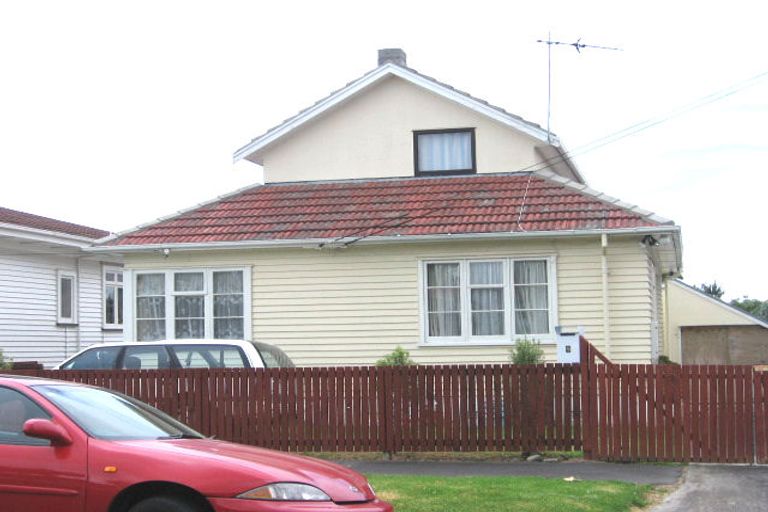 Photo of property in 8 Lambeth Road, Mount Eden, Auckland, 1041