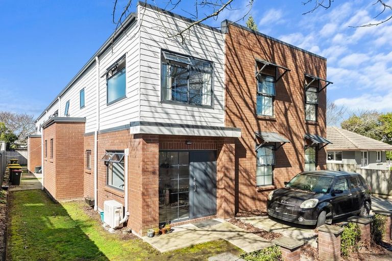 Photo of property in 1/3 Liverpool Street, Hamilton Central, Hamilton, 3204