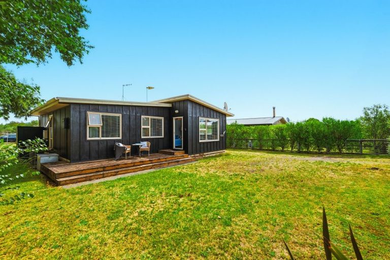 Photo of property in 35 Oruatua Avenue, Tauranga Taupo, Turangi, 3382