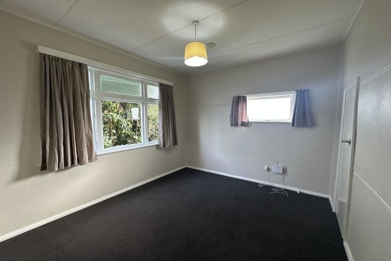 Photo of property in 138 Tiro Tiro Road, Levin, 5510