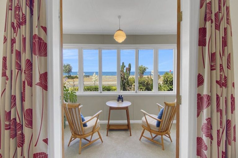 Photo of property in 36 The Esplanade, Westshore, Napier, 4110
