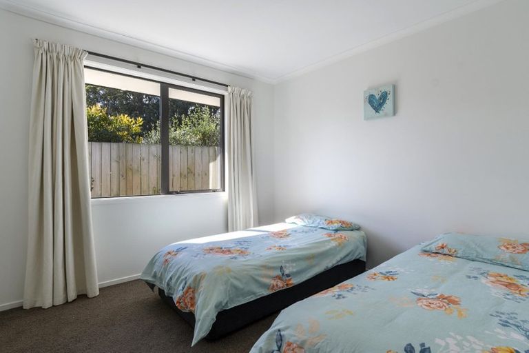 Photo of property in 15 Allington Place, Bethlehem, Tauranga, 3110