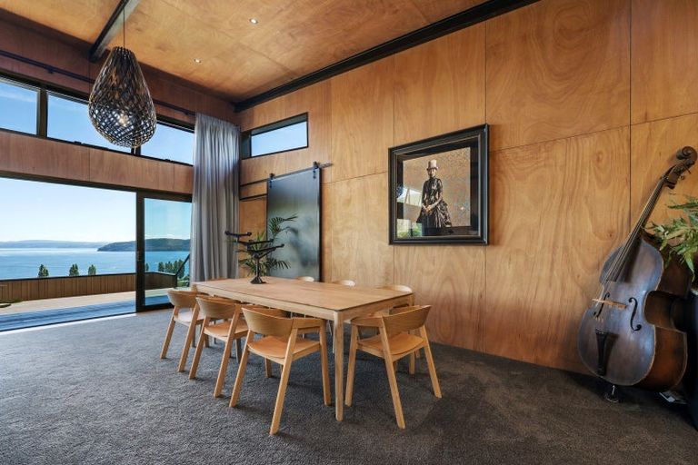 Photo of property in 35 Peregrine Place, Kinloch, Taupo, 3377