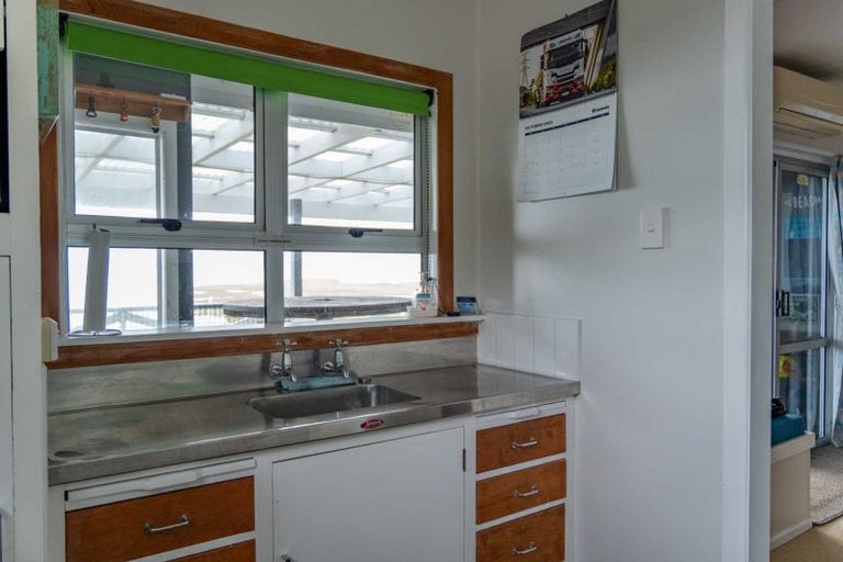 Photo of property in 912 Thames Coast Sh25 Road, Te Mata, Thames, 3575