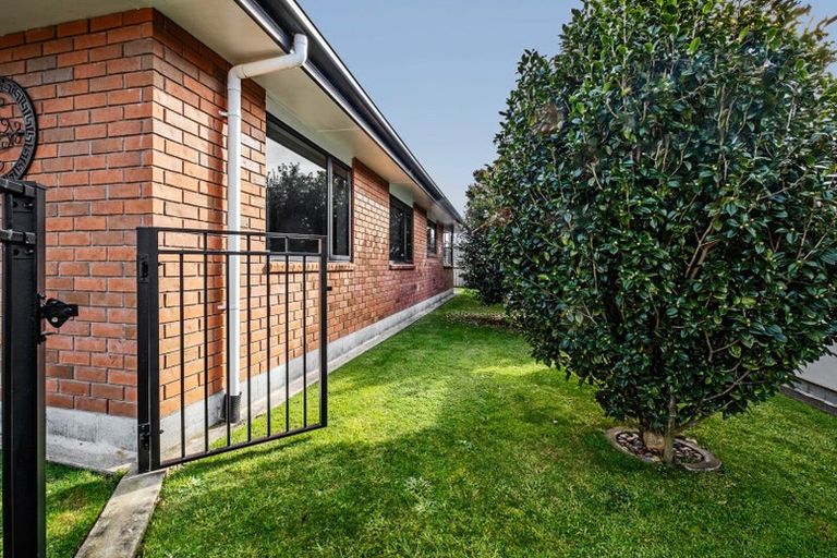 Photo of property in 7e Corokia Street, Bell Block, New Plymouth, 4312