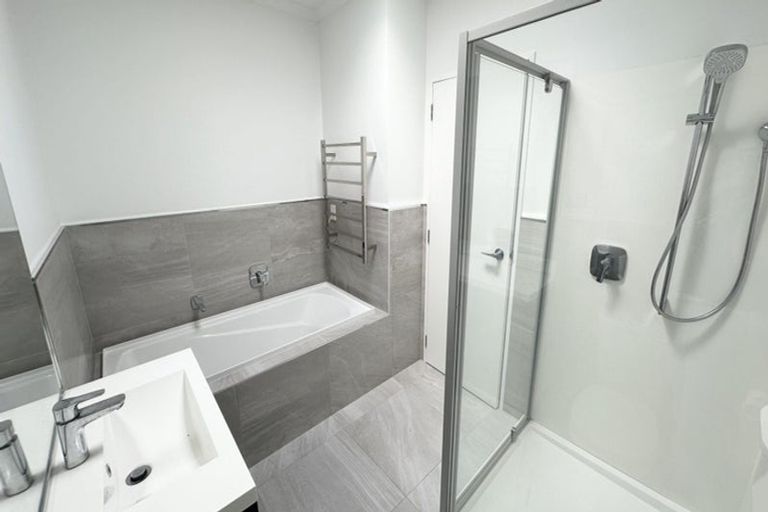 Photo of property in 28 Whenuapai Drive, Whenuapai, Auckland, 0618