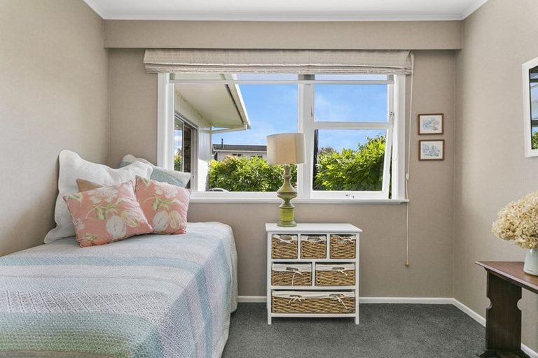 Photo of property in 2/79 Taupo View Road, Taupo, 3330