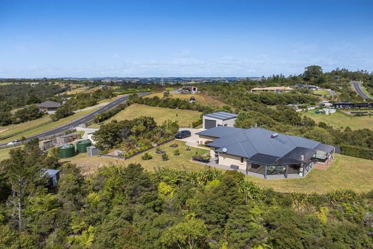 Photo of property in 155 West Road, Kaukapakapa, 0873