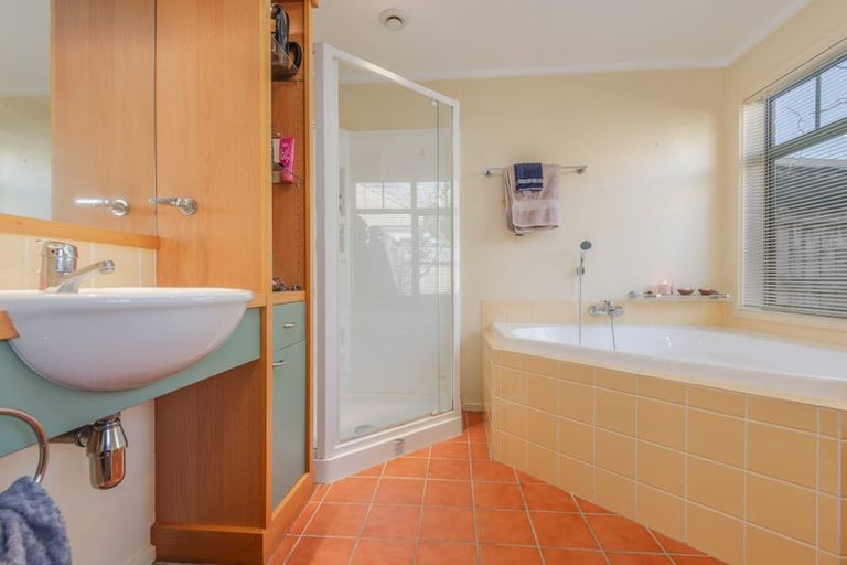 Photo of property in 79 Rangiora Avenue, Roslyn, Palmerston North, 4414