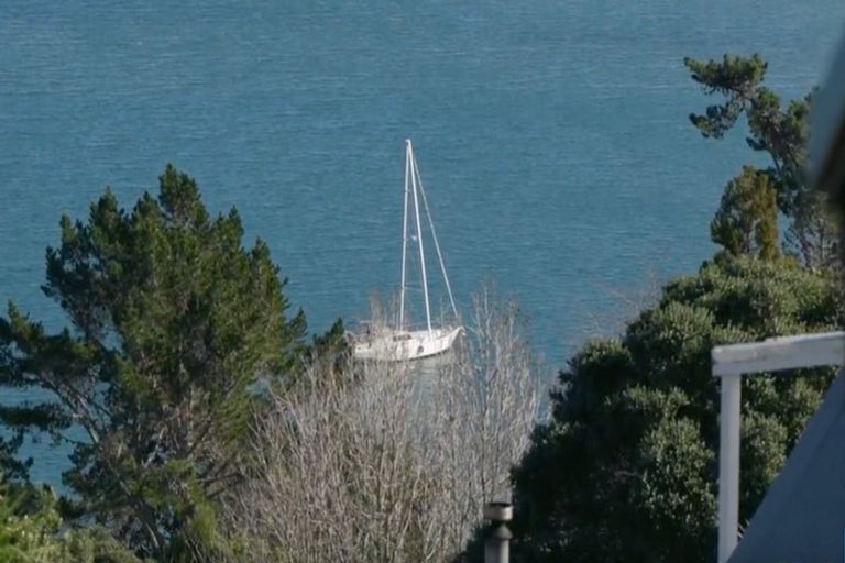 Photo of property in 27 Hadfield Street, Beach Haven, Auckland, 0626