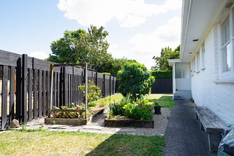 Photo of property in 27 Samuel Place, Queenwood, Hamilton, 3210