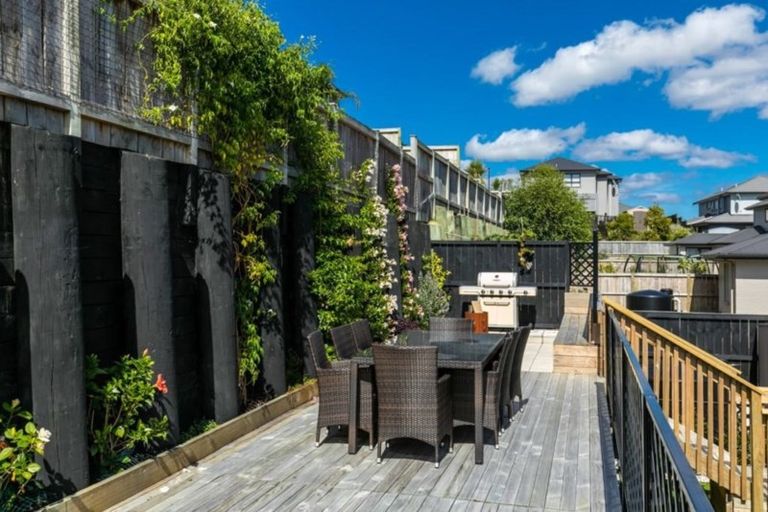 Photo of property in 78 Mackay Drive, Greenhithe, Auckland, 0632