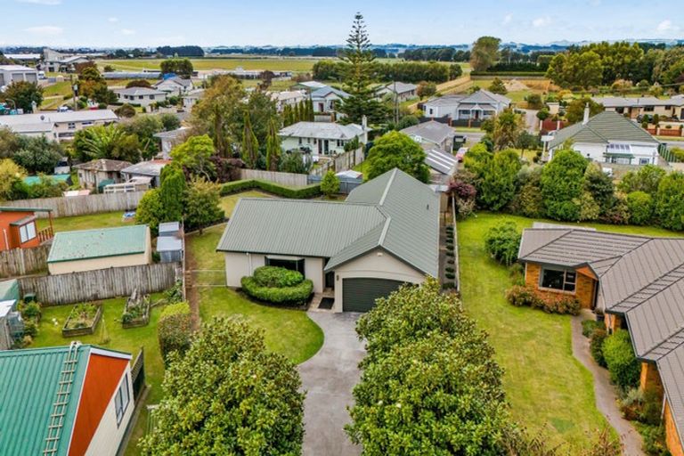 Photo of property in 3 Beech Place, Hawera, 4610