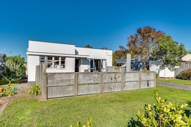 Photo of property in 1/28 Alpers Terrace, Marewa, Napier, 4110