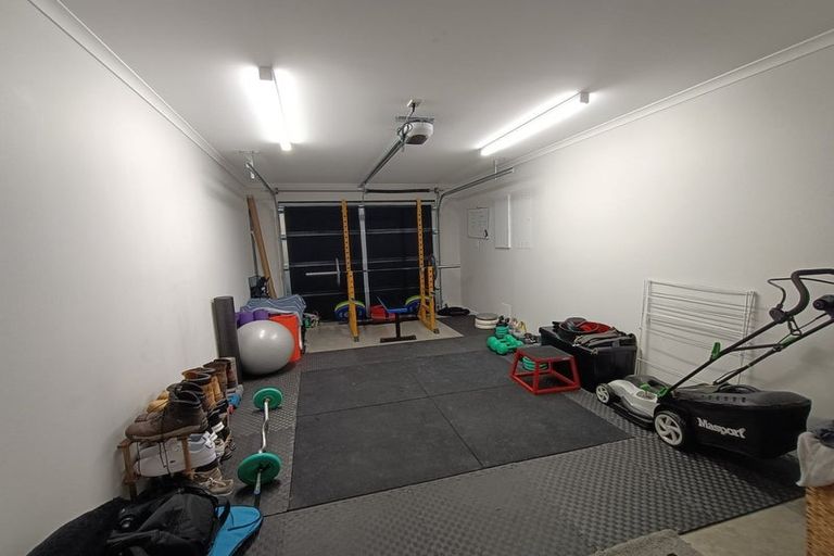 Photo of property in 72 Mawai Hakona Drive, Wallaceville, Upper Hutt, 5018