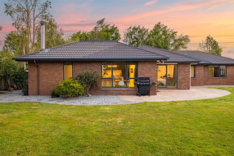 Photo of property in 26 Eders Road, Woodend, 7610