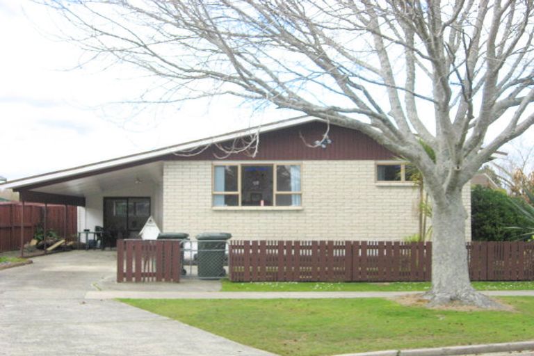 Photo of property in 7 Matipo Place, Edgecumbe, 3120
