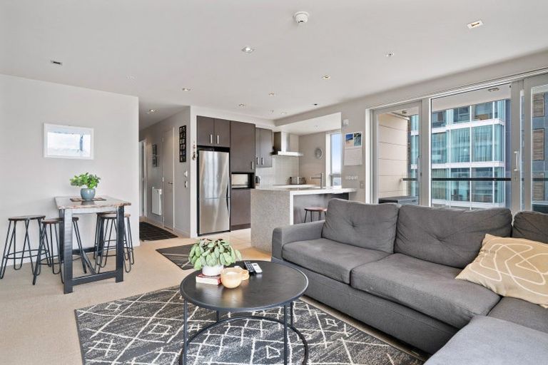 Photo of property in Monument Apartments, 6i/245 Wakefield Street, Te Aro, Wellington, 6011