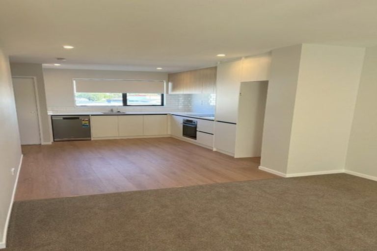 Photo of property in 72 Tukari Lane, Mangere Bridge, Auckland, 2022