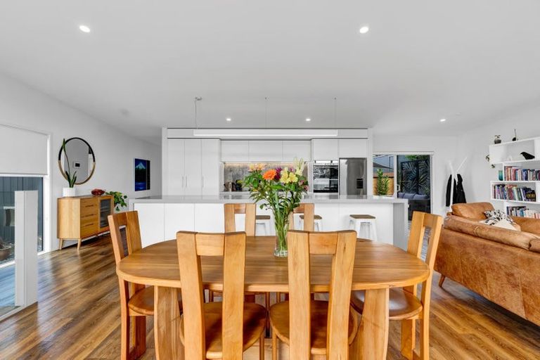 Photo of property in 73 Hine Street, New Plymouth, 4310