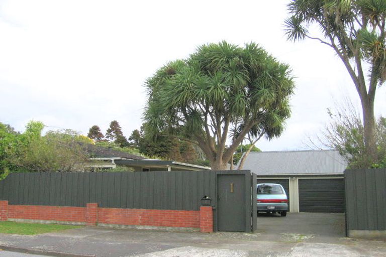 Photo of property in 1 Potomaru Street, Boulcott, Lower Hutt, 5010