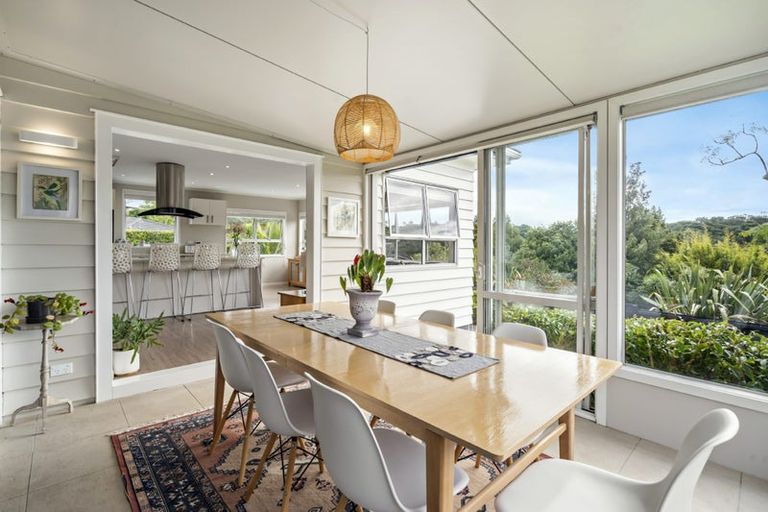 Photo of property in 74 Aberdeen Road, Campbells Bay, Auckland, 0620