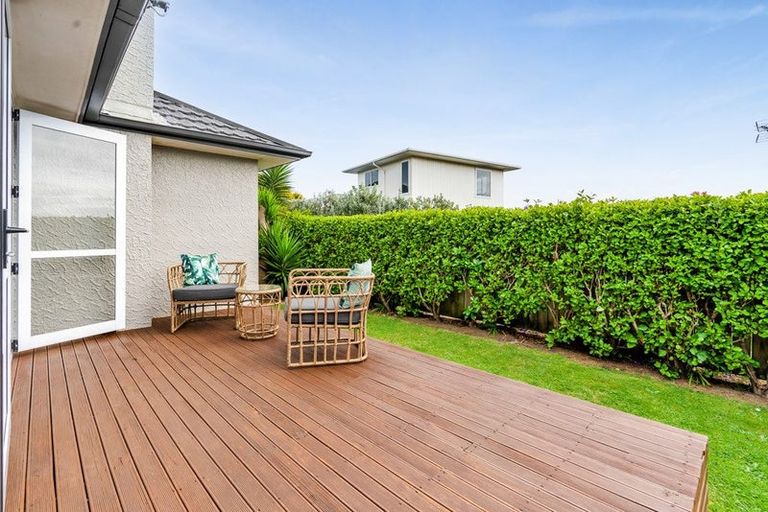 Photo of property in 17 Rainsford Street, Moturoa, New Plymouth, 4310