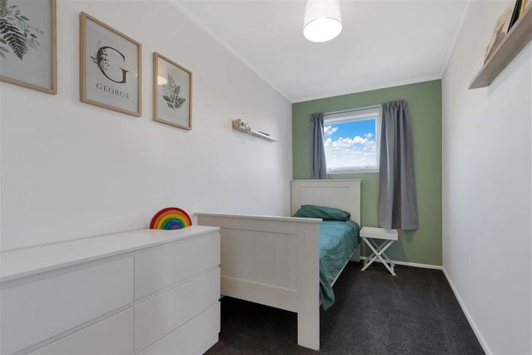 Photo of property in 63 Batten Grove, The Pines Beach, 7630