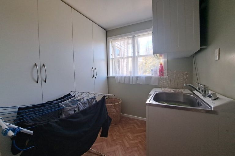 Photo of property in 2 Heretaunga Street, Petone, Lower Hutt, 5012