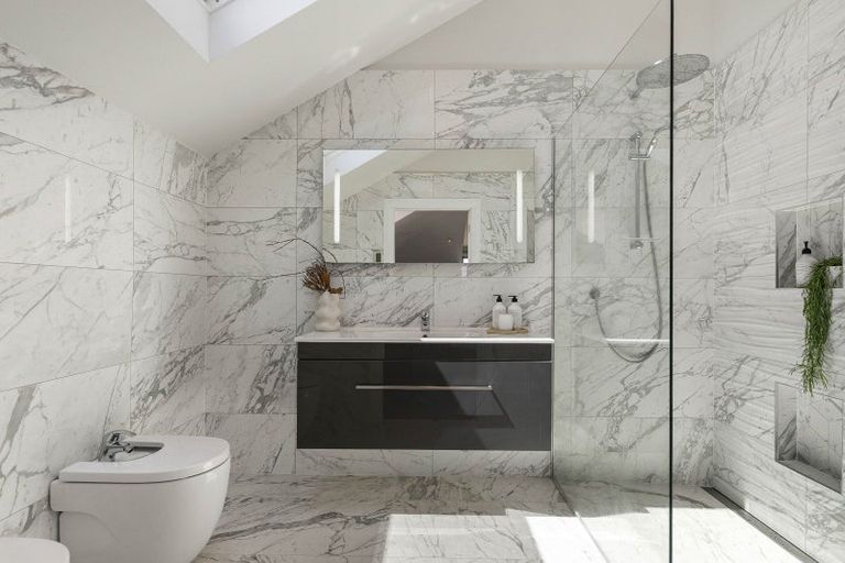 Photo of property in 32 Clarence Road, Northcote Point, Auckland, 0627