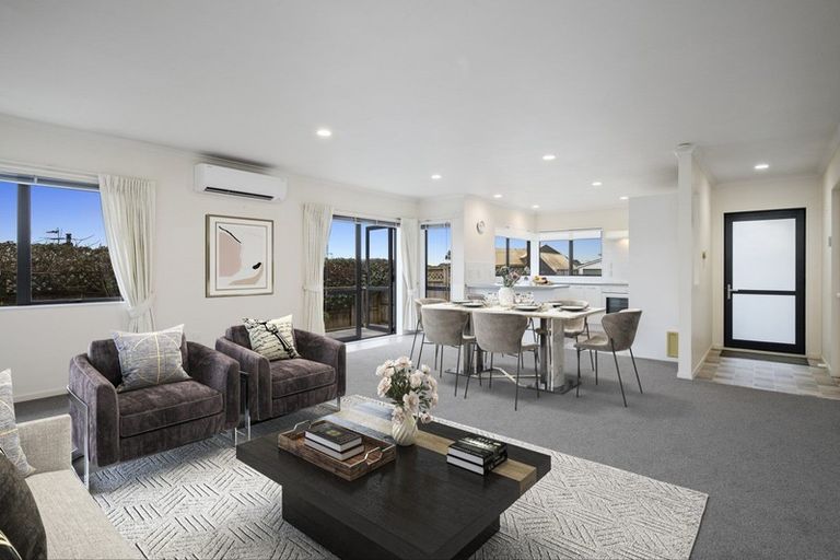 Photo of property in 1/4 Coronation Avenue, Pukekohe, 2120