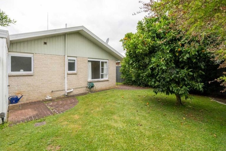 Photo of property in 30 Brocas Avenue, Hillcrest, Hamilton, 3216