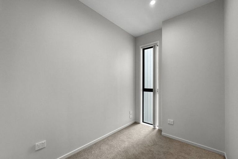 Photo of property in 5 Tima Lane, Mangere Bridge, Auckland, 2022