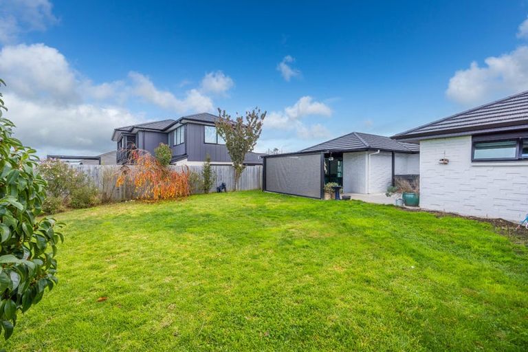 Photo of property in 6 Kapua Crescent, Rototuna North, Hamilton, 3210