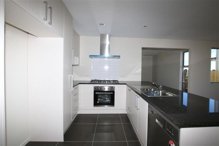 Photo of property in 15 Hakaro Way, Takanini, 2112