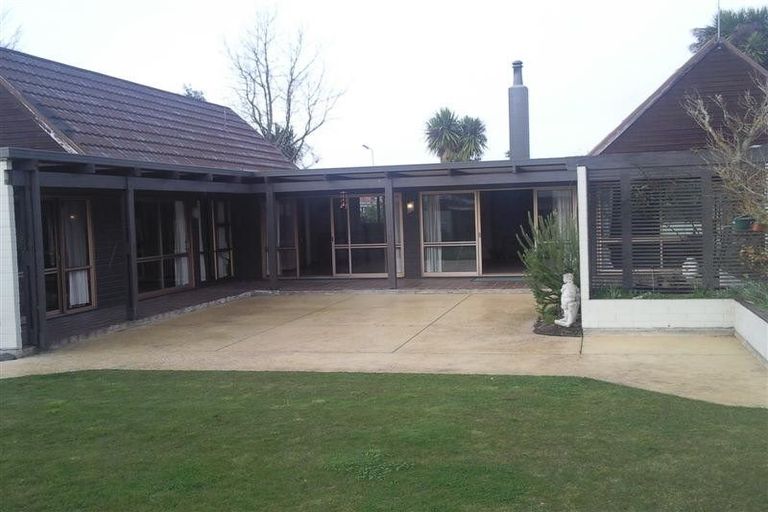 Photo of property in 50 Bush Street, Rangiora, 7400