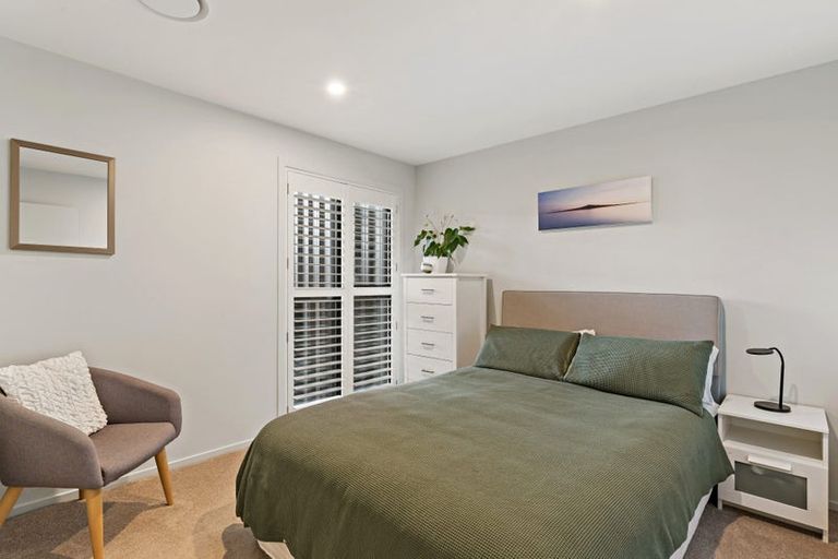 Photo of property in 116 Te Oneroa Way, Long Bay, Auckland, 0630