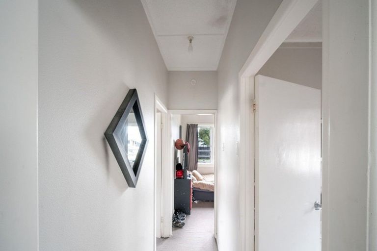 Photo of property in 1a Cooper Place, Papakura, 2110