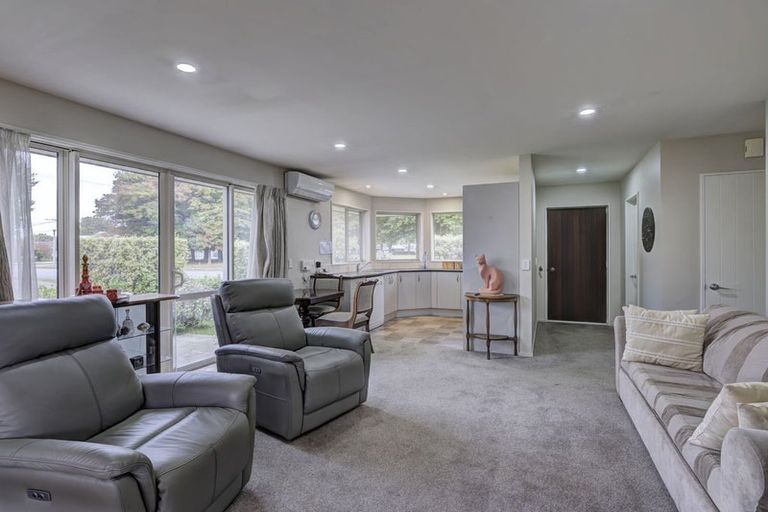 Photo of property in 3/46 Staveley Street, Avonhead, Christchurch, 8042