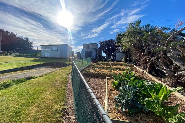 Photo of property in 25 Main Road, Maheno, Oamaru, 9495