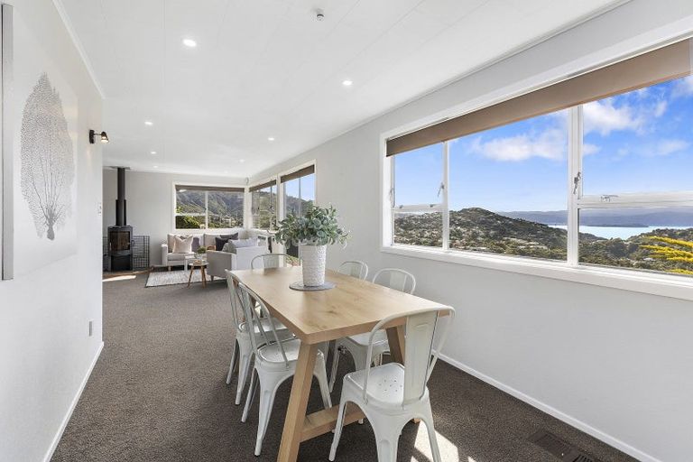 Photo of property in 58 Winston Street, Crofton Downs, Wellington, 6035