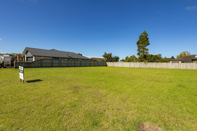Photo of property in 116 Kupe Drive, Whitianga, 3510