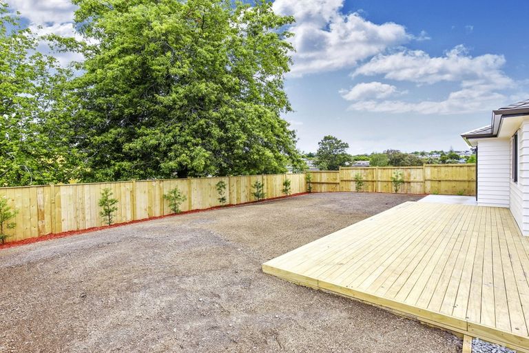 Photo of property in 80b Millbrook Road, Henderson, Auckland, 0612