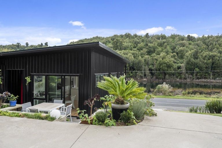 Photo of property in 75 State Highway 30, Lake Rotoma, Rotorua, 3074