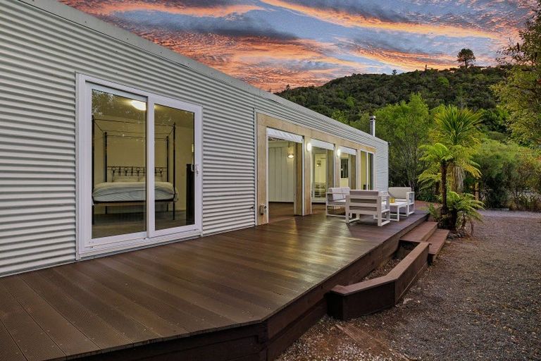 Photo of property in 97 Tawhai Street, Stokes Valley, Lower Hutt, 5019