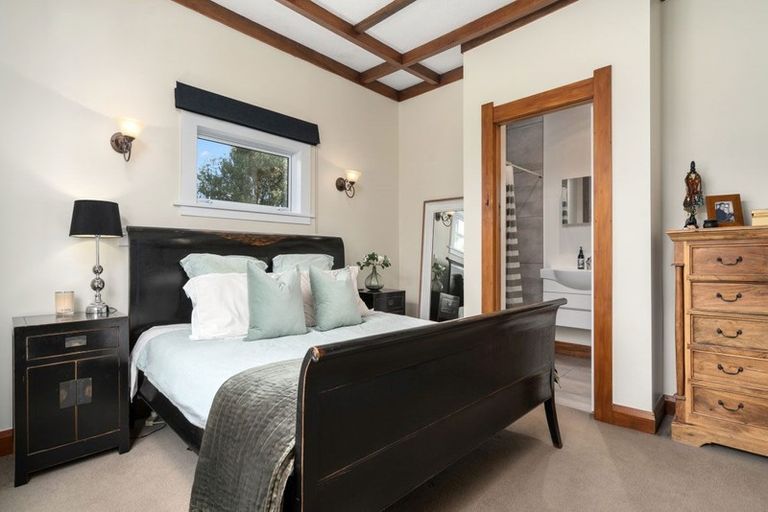 Photo of property in 9b Portland Drive, Mangorei, New Plymouth, 4312