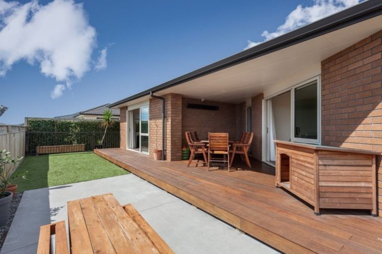 Photo of property in 20 Fuller Street, Papamoa Beach, Papamoa, 3118