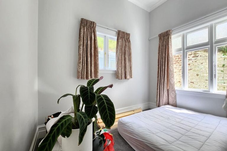 Photo of property in 126 Wallace Street, Mount Cook, Wellington, 6021