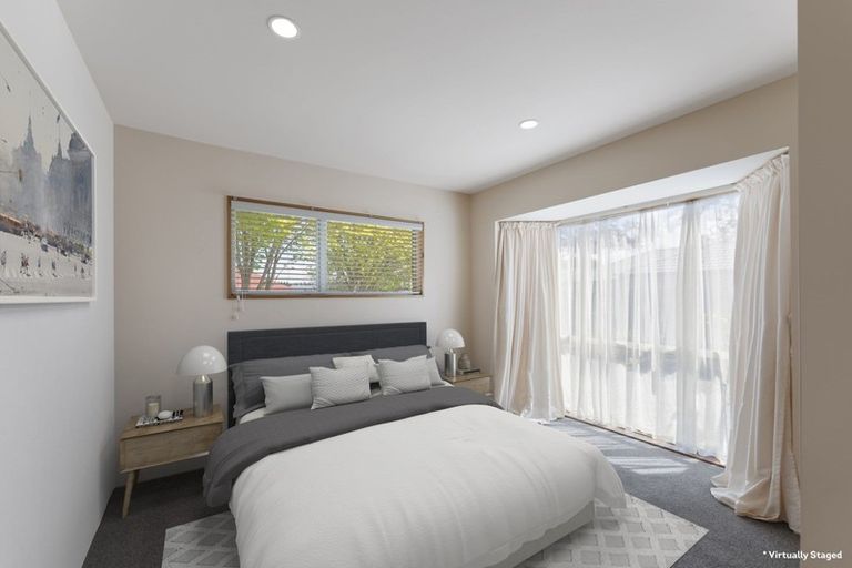 Photo of property in 166 Queenspark Drive, Parklands, Christchurch, 8083